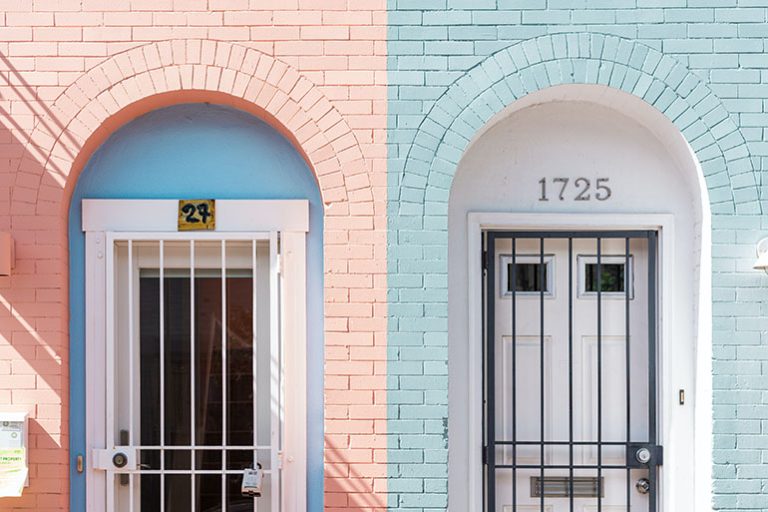 5 important factors to consider when choosing your house sign