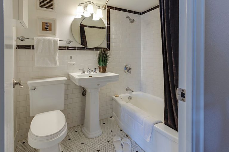 How to design a stylish small bathroom