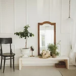 What types of accessories work best to achieve a boho or eclectic style?