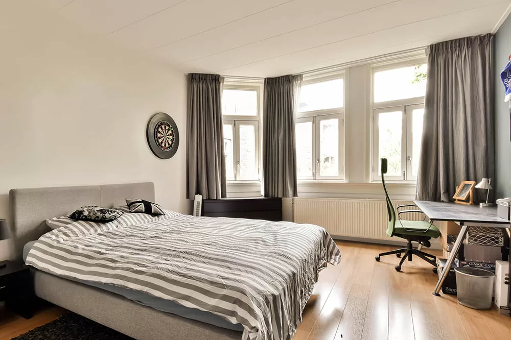 How much can you save on energy bills by upgrading to energy-efficient windows?